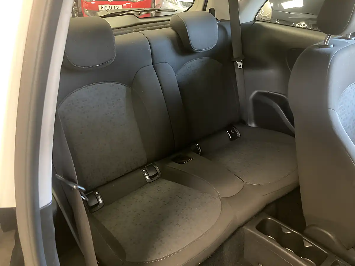 Used 2014 Vauxhall Adam Jam Black - Interior and Exterior details 13