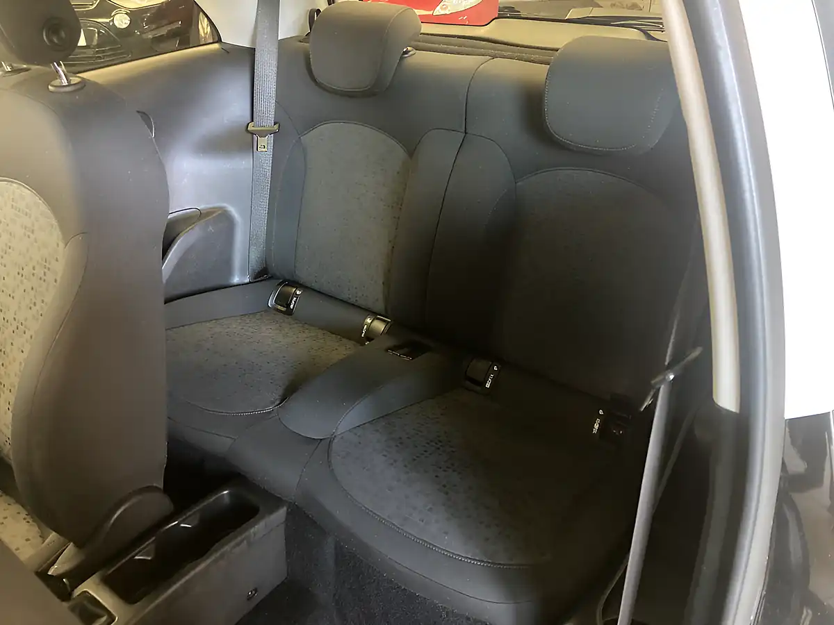 Used 2014 Vauxhall Adam Jam Black - Interior and Exterior details 16