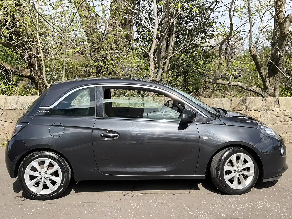 Used 2014 Vauxhall Adam Jam Black - Interior and Exterior details 3