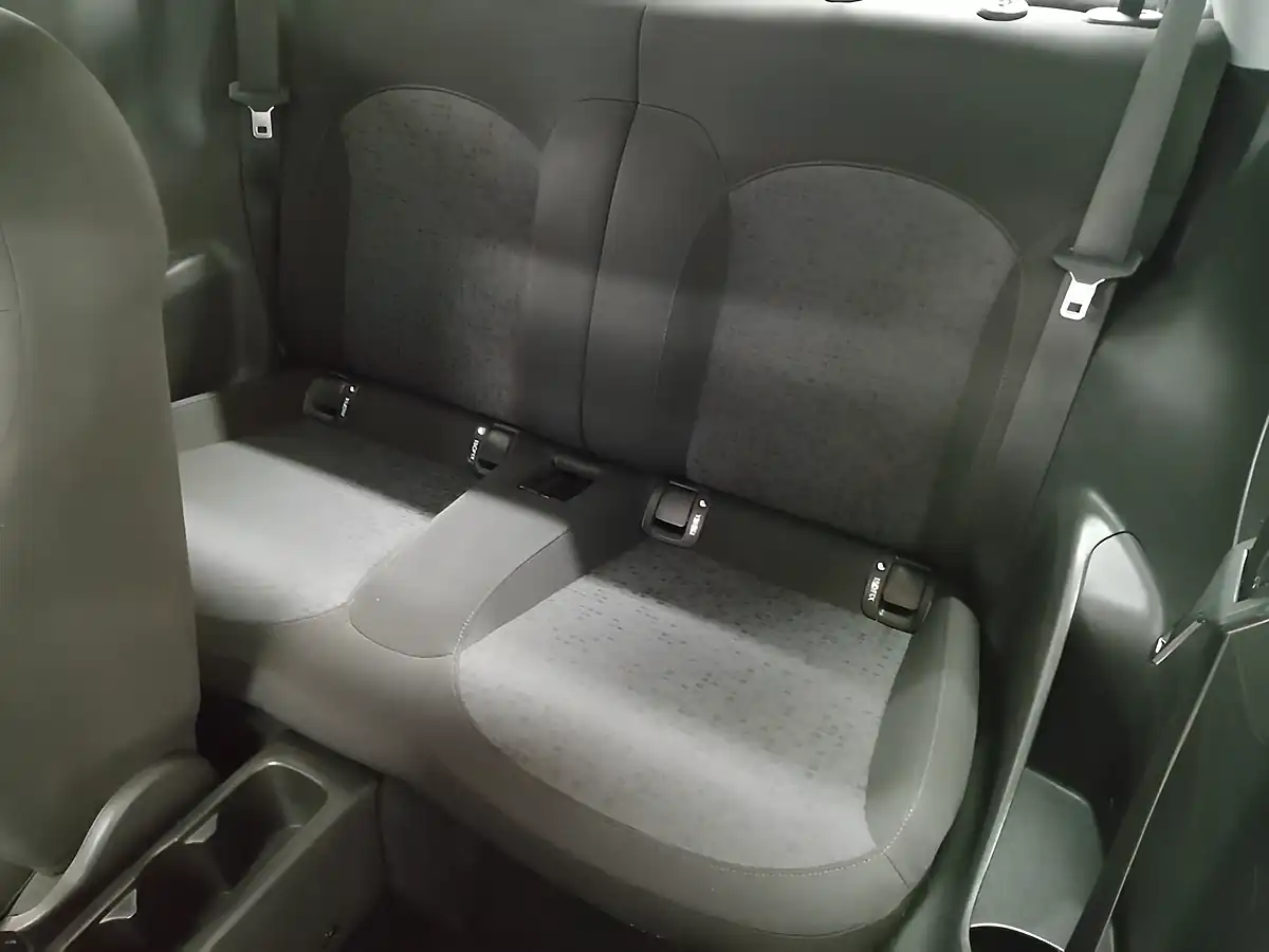 Used 2014 Vauxhall Adam Jam Purple Fiction - Interior and Exterior details 8