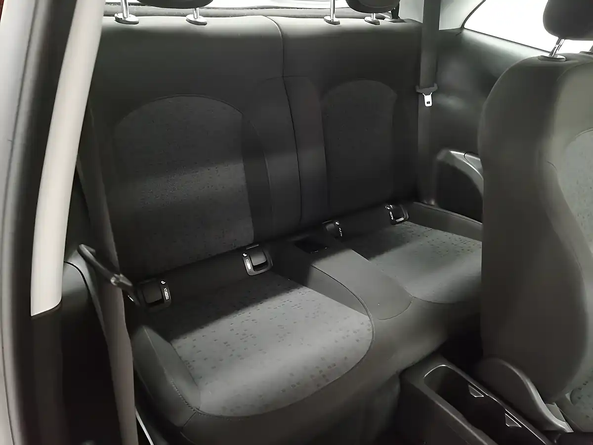 Used 2014 Vauxhall Adam Jam Purple Fiction - Interior and Exterior details 9