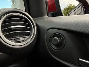 Used 2014 Vauxhall Adam Jam Red - Interior and Exterior details 16