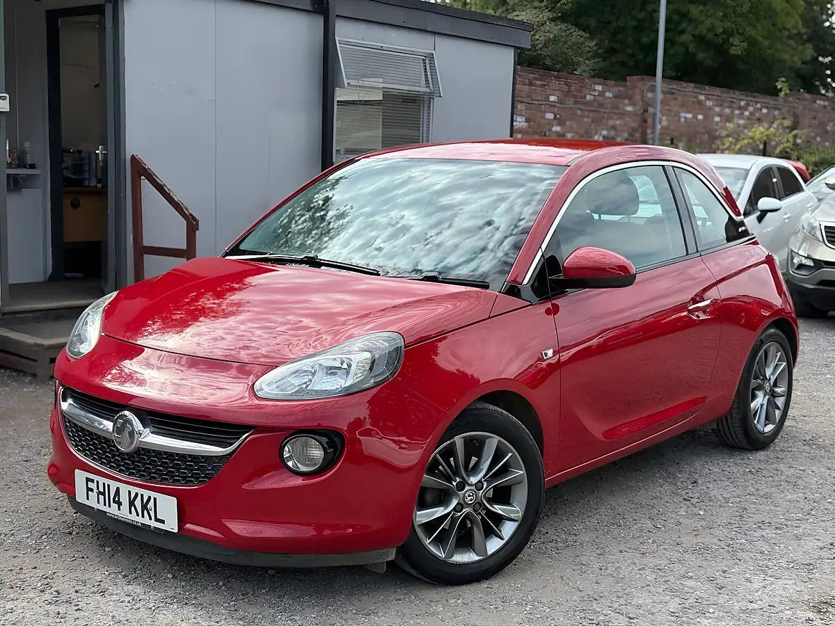 Used 2014 Vauxhall Adam Jam Red - Interior and Exterior details 3