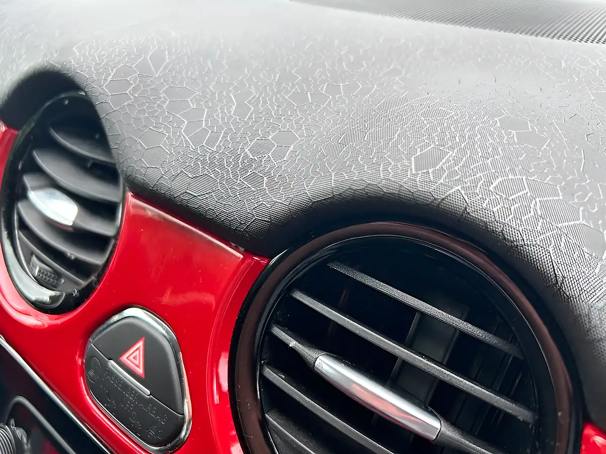 Used 2014 Vauxhall Adam Jam Red - Interior and Exterior details 17
