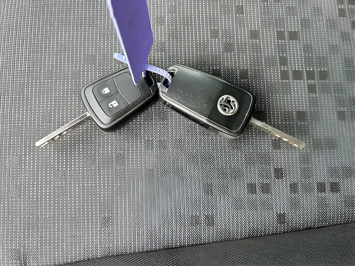 Used 2014 Vauxhall Adam Jam Red - Interior and Exterior details 19