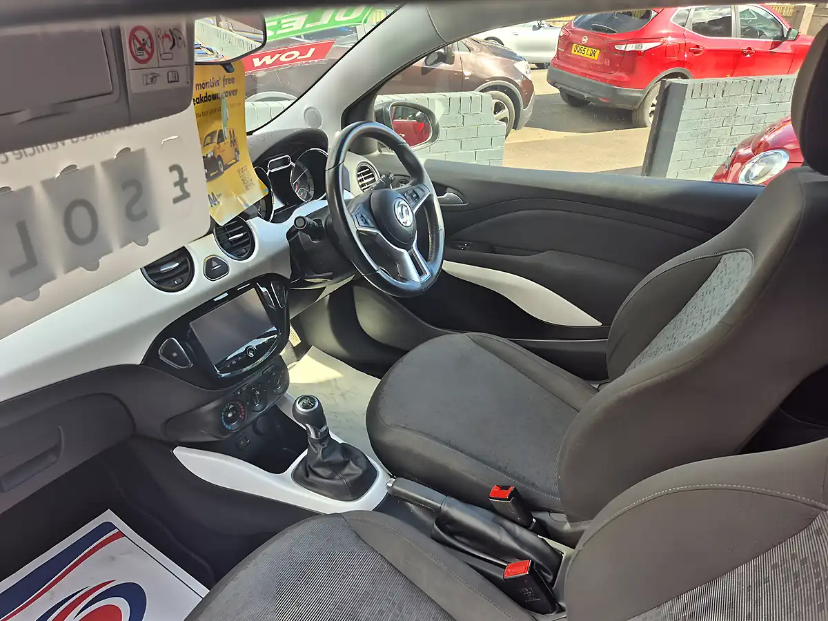 Used 2014 Vauxhall Adam Jam White - Interior and Exterior details 10