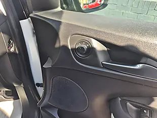 Used 2014 Vauxhall Adam Jam White - Interior and Exterior details 15