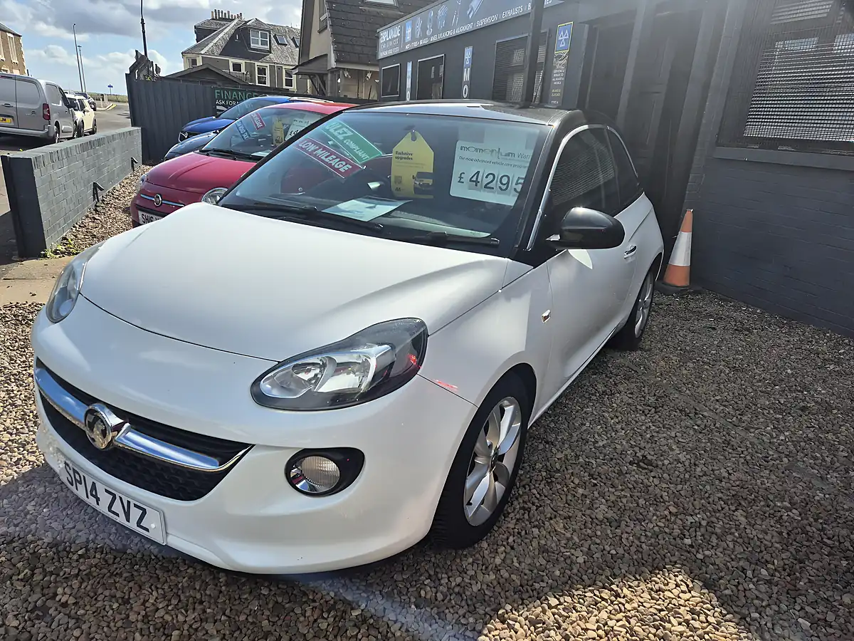 Used 2014 Vauxhall Adam Jam White - Interior and Exterior details 5