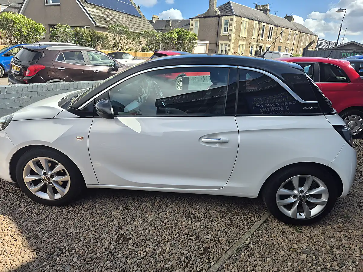 Used 2014 Vauxhall Adam Jam White - Interior and Exterior details 6