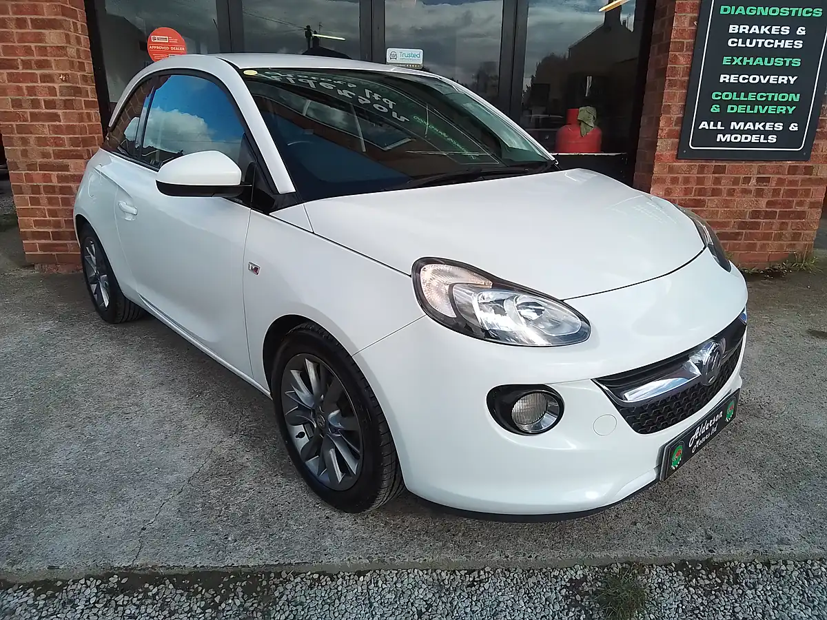 Used 2014 Vauxhall Adam Jam White - Interior and Exterior details 10