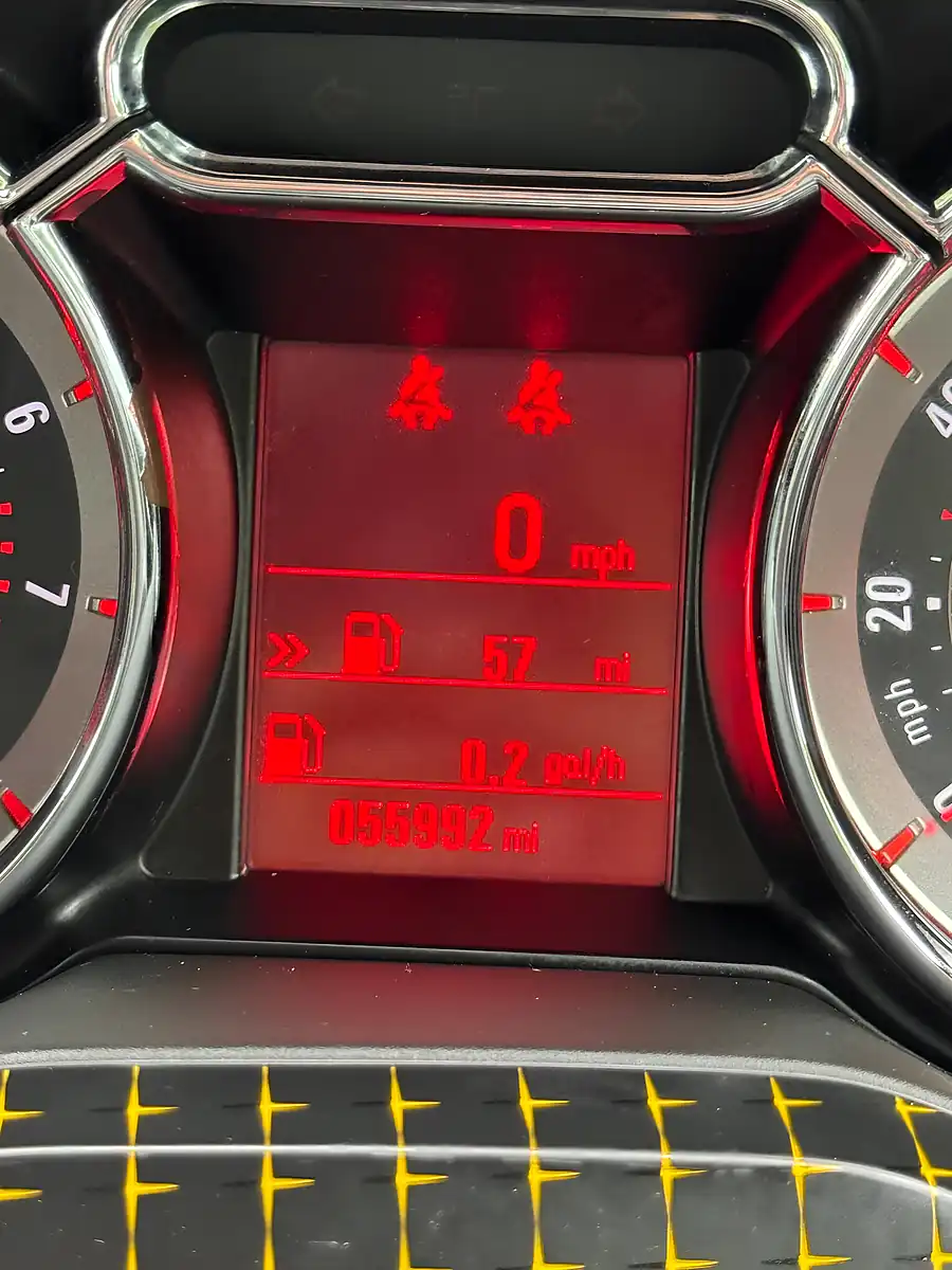 Used 2014 Vauxhall Adam Slam Yellow - Interior and Exterior details 16