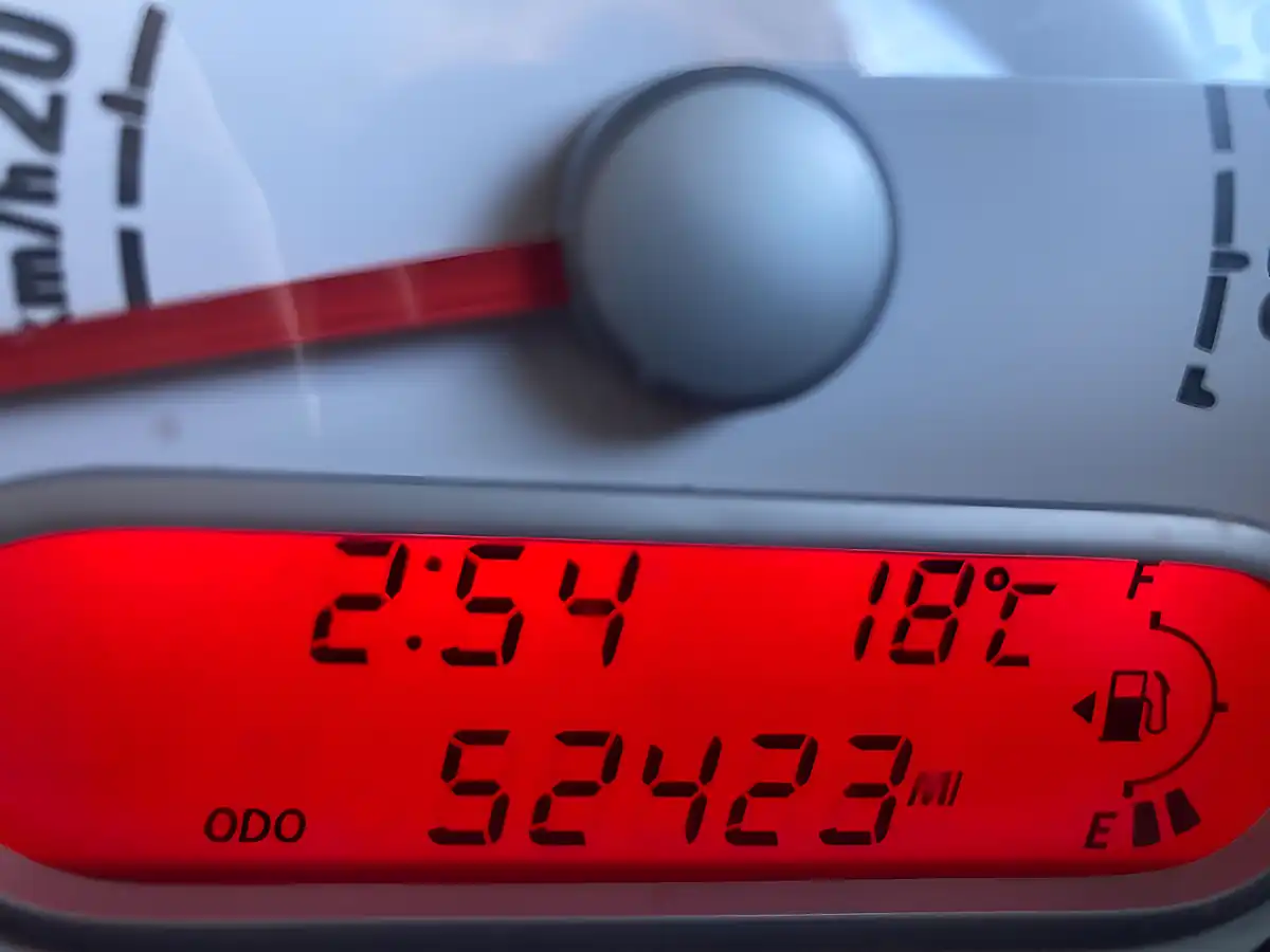 Used 2014 Vauxhall Agila S Silver - Interior and Exterior details 20