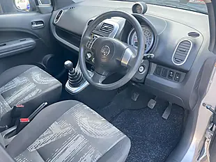 Used 2014 Vauxhall Agila S Silver - Interior and Exterior details 7