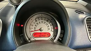 Used 2014 Vauxhall Agila Se Blue - Interior and Exterior details 7