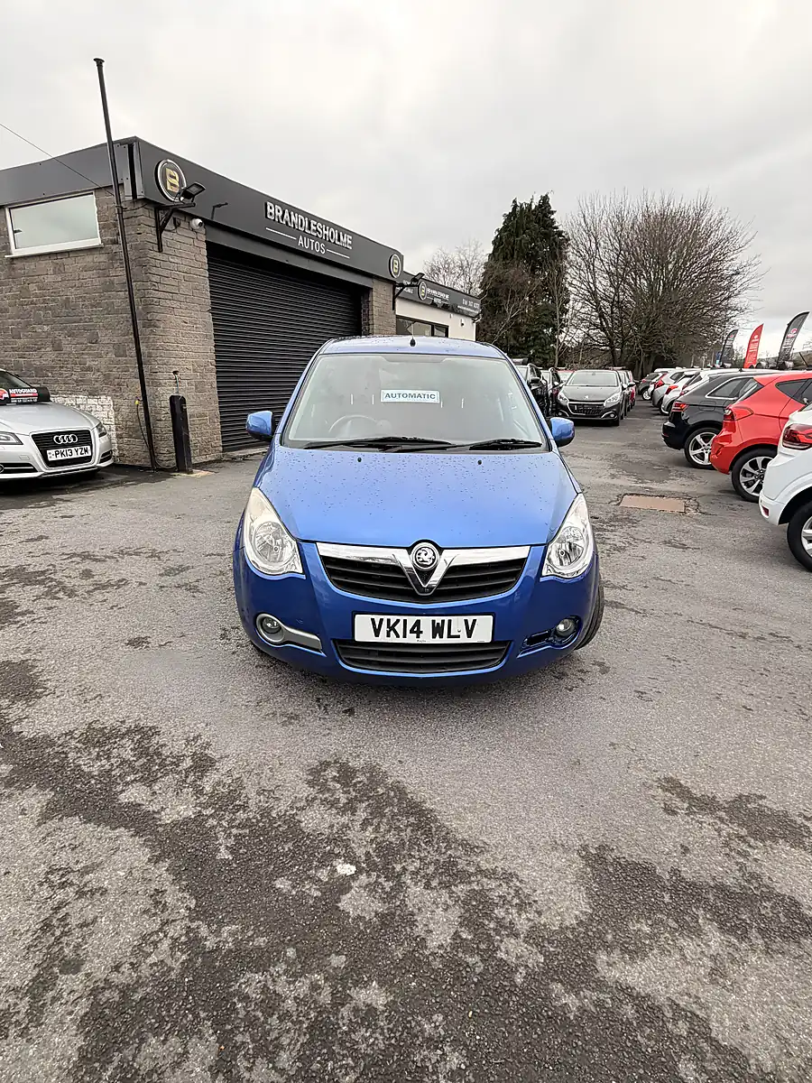 Used 2014 Vauxhall Agila Se Blue - Interior and Exterior details 2