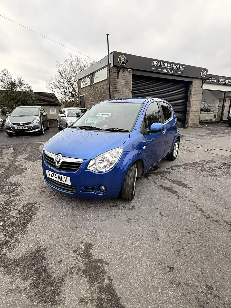 Used 2014 Vauxhall Agila Se Blue - Interior and Exterior details 3