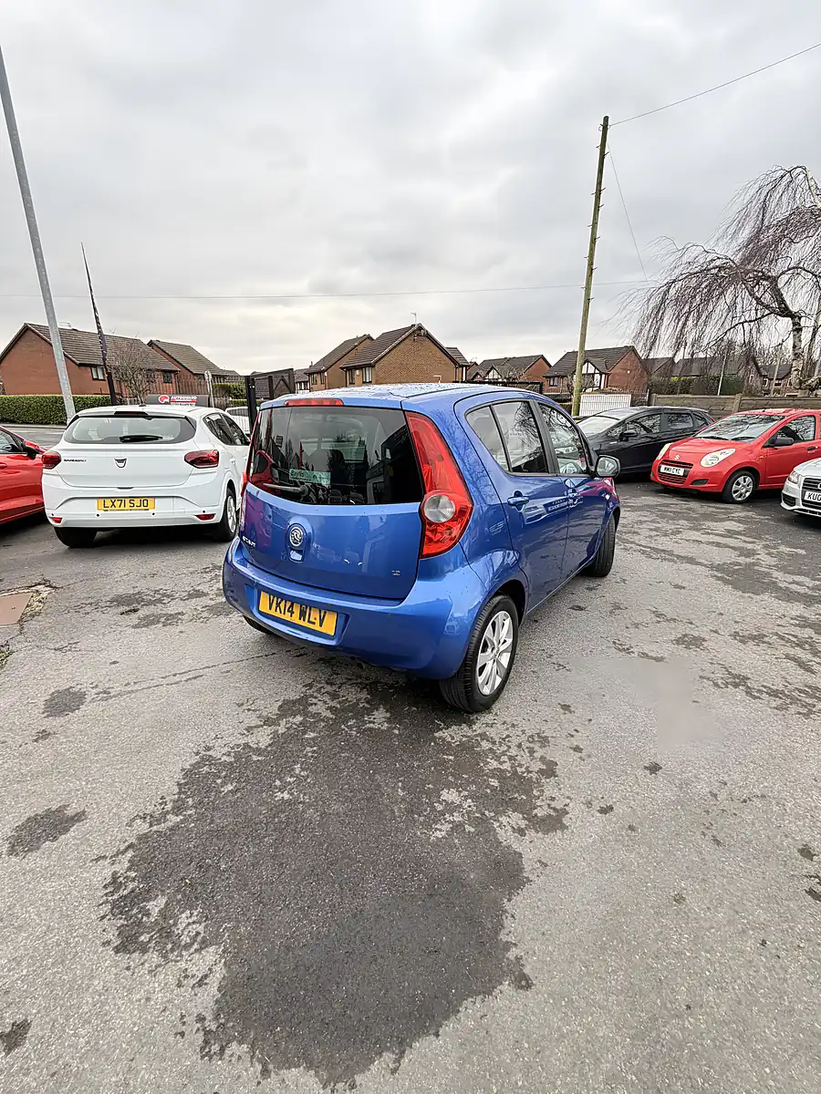 Used 2014 Vauxhall Agila Se Blue - Interior and Exterior details 7
