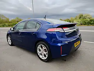Used 2014 Vauxhall Ampera Electron Ice Metallic Blue - Interior and Exterior details 3