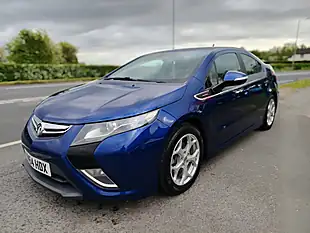 Used 2014 Vauxhall Ampera Electron Ice Metallic Blue - Interior and Exterior details 5