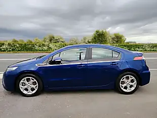 Used 2014 Vauxhall Ampera Electron Ice Metallic Blue - Interior and Exterior details 8