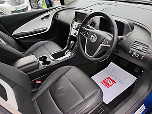 Used 2014 Vauxhall Ampera Electron Ice Metallic Blue - Interior and Exterior details 9
