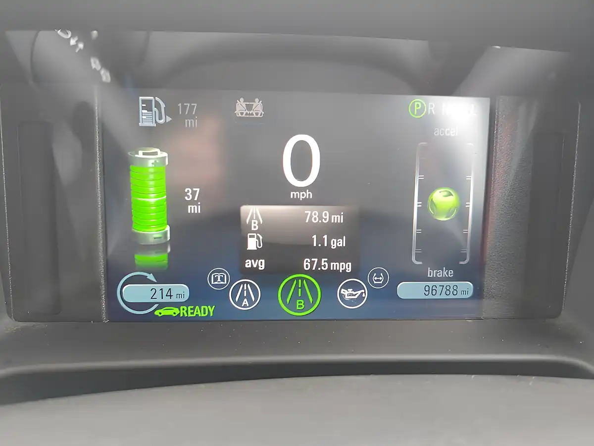 Used 2014 Vauxhall Ampera Positiv White - Interior and Exterior details 14