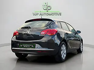 Used 2014 Vauxhall Astra Design Grey - Interior and Exterior details 10