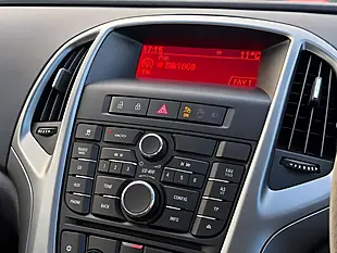 Used 2014 Vauxhall Astra Design Grey - Interior and Exterior details 17