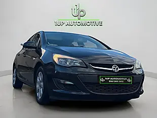 Used 2014 Vauxhall Astra Design Grey - Interior and Exterior details 2