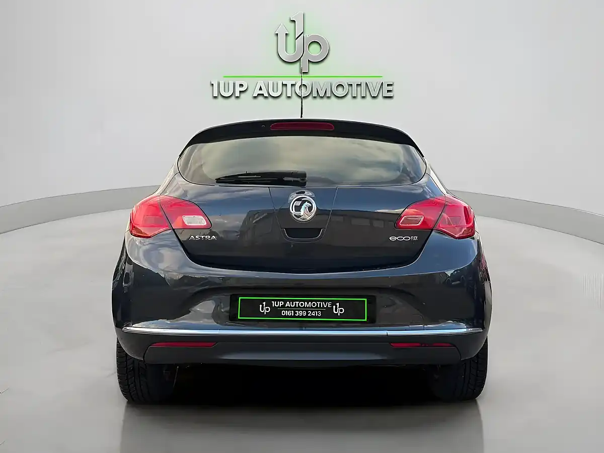 Used 2014 Vauxhall Astra Design Grey - Interior and Exterior details 3