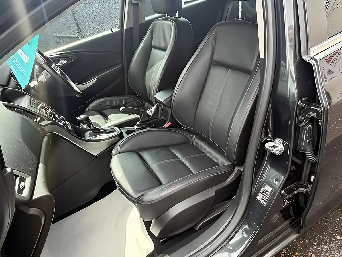 Used 2014 Vauxhall Astra Elite Black - Interior and Exterior details 13