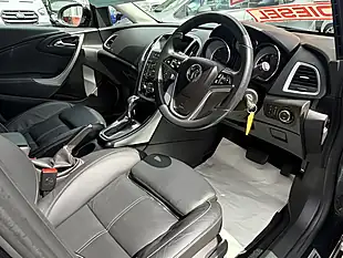 Used 2014 Vauxhall Astra Elite Black - Interior and Exterior details 17