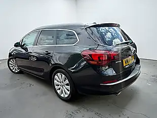 Used 2014 Vauxhall Astra Elite Black - Interior and Exterior details 5