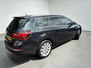 Used 2014 Vauxhall Astra Elite Black - Interior and Exterior details 6