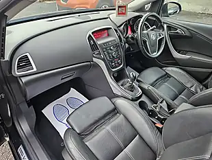 Used 2014 Vauxhall Astra Elite Black - Interior and Exterior details 11