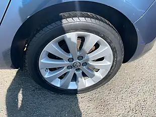 Used 2014 Vauxhall Astra Elite Blue - Interior and Exterior details 20