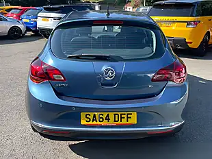 Used 2014 Vauxhall Astra Elite Blue - Interior and Exterior details 5