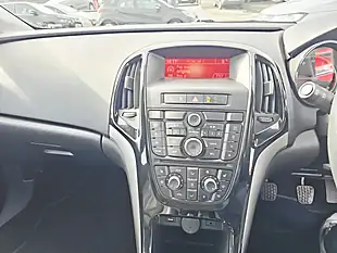 Used 2014 Vauxhall Astra Elite Grey - Interior and Exterior details 10