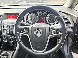 Used 2014 Vauxhall Astra Elite Grey - Interior and Exterior details 12