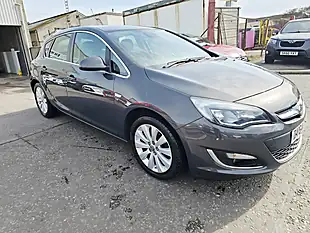 Used 2014 Vauxhall Astra Elite Grey - Interior and Exterior details 2