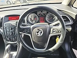 Used 2014 Vauxhall Astra Elite Grey - Interior and Exterior details 13