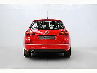 Used 2014 Vauxhall Astra Elite Red - Interior and Exterior details 7