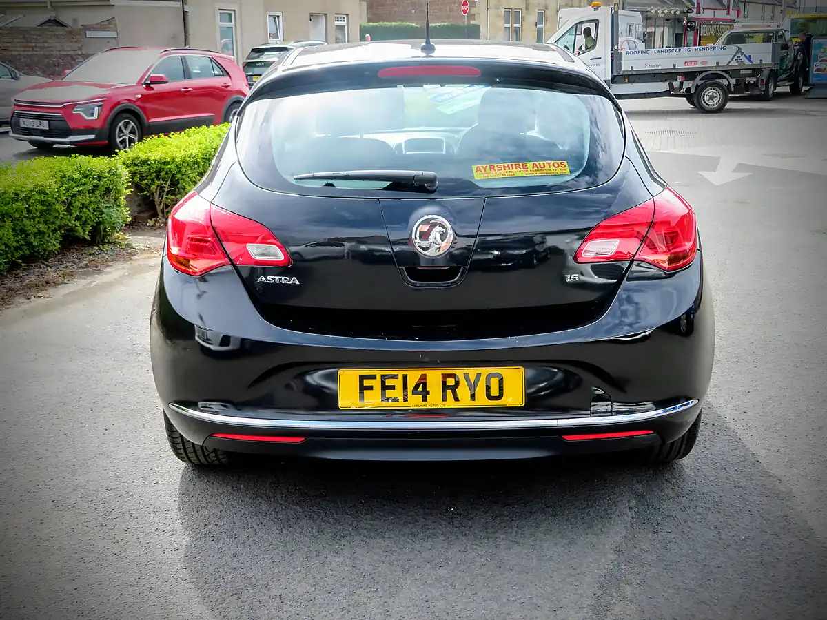 Used 2014 Vauxhall Astra Energy Black - Interior and Exterior details 6