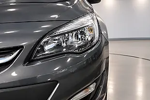 Used 2014 Vauxhall Astra Es Grey - Interior and Exterior details 5