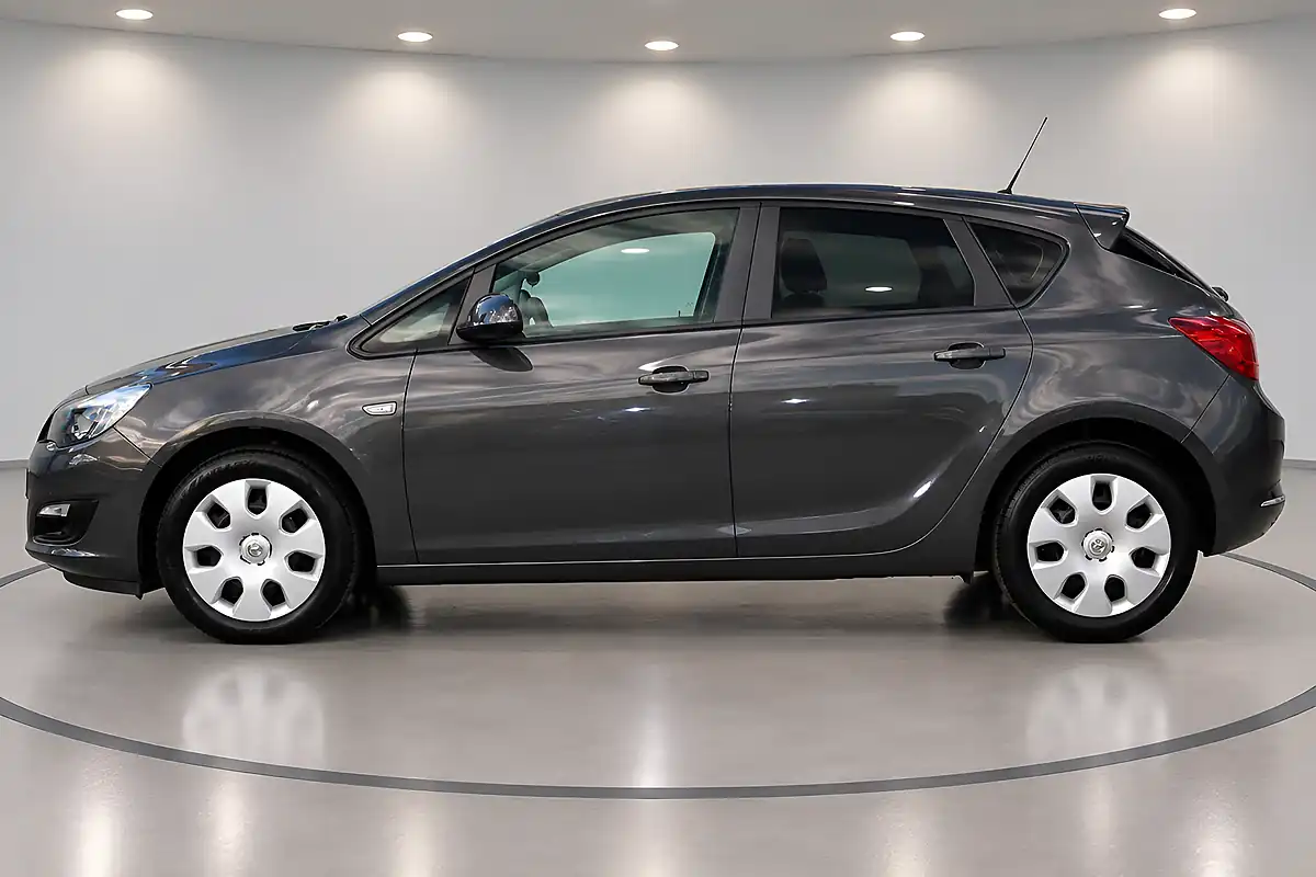Used 2014 Vauxhall Astra Es Grey - Interior and Exterior details 8