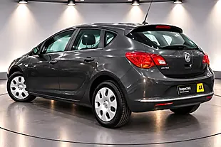 Used 2014 Vauxhall Astra Es Grey - Interior and Exterior details 10