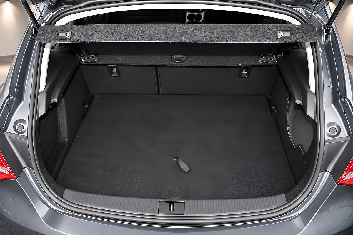 Used 2014 Vauxhall Astra Es Grey - Interior and Exterior details 16