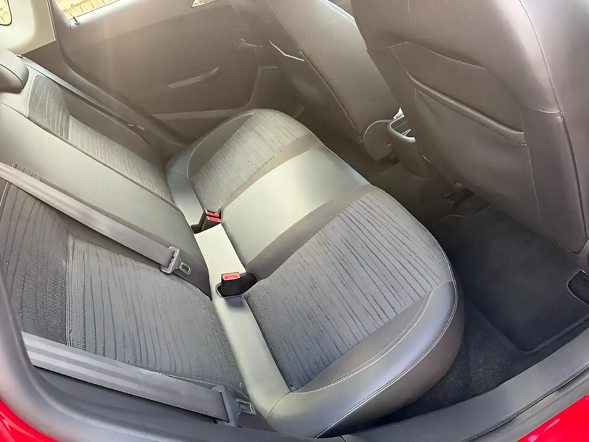 Used 2014 Vauxhall Astra Excite Red - Interior and Exterior details 17
