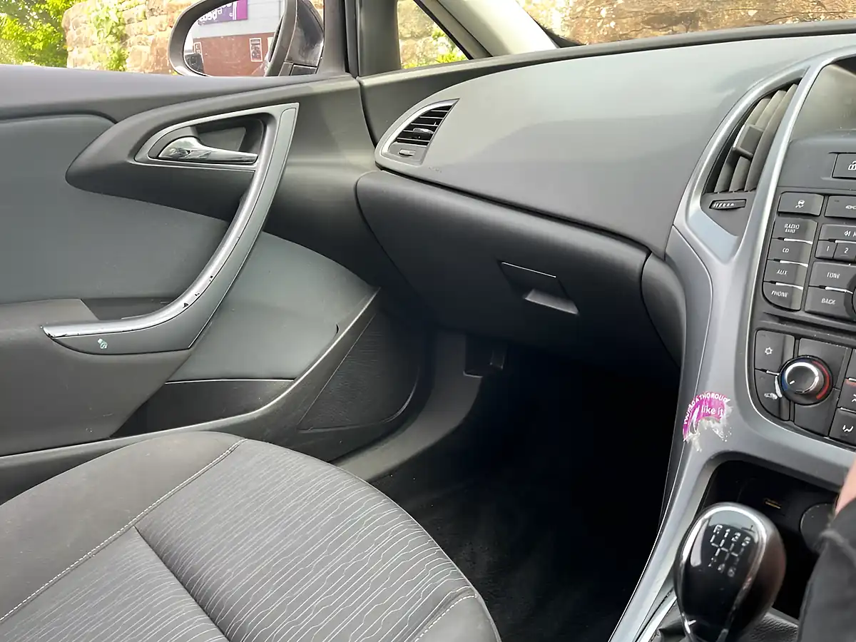 Used 2014 Vauxhall Astra Gtc Limited Edition Black - Interior and Exterior details 19