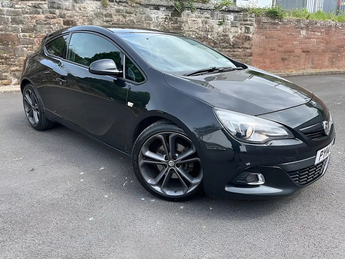 Used 2014 Vauxhall Astra Gtc Limited Edition Black - Interior and Exterior details 3